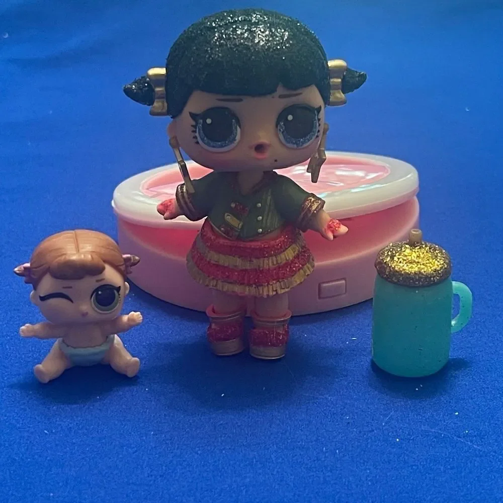 Lol Surprise mini doll serie CLAM CLUB